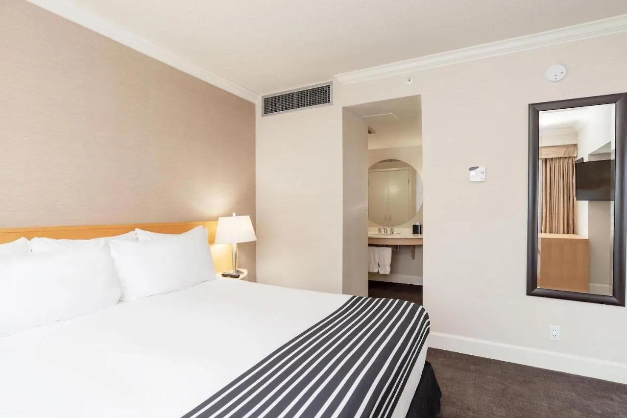 Sandman Signature Vancouver Airport Hotel & Resort Richmond 4*,  Canada