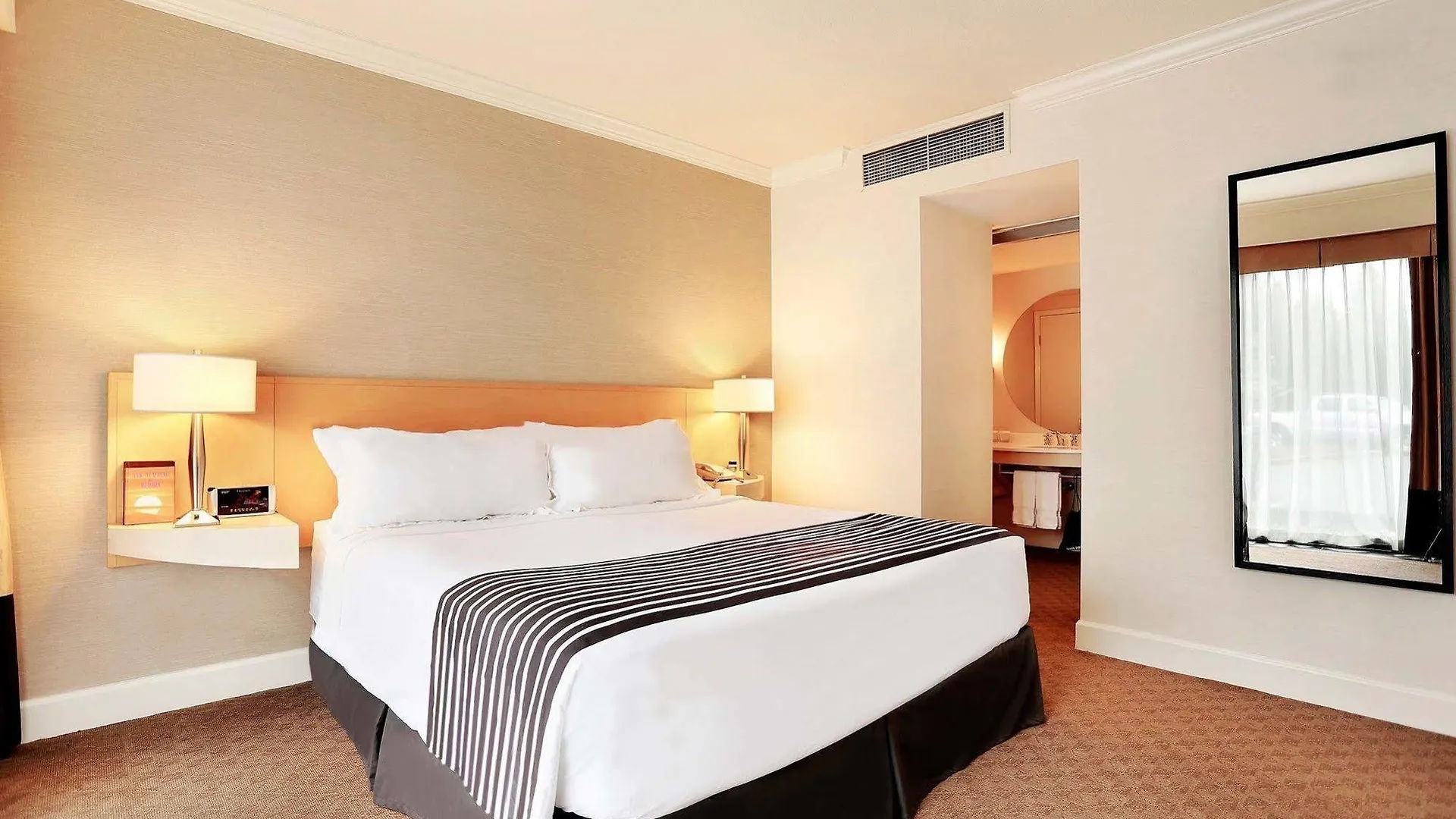 Sandman Signature Vancouver Airport Hotel & Resort Richmond