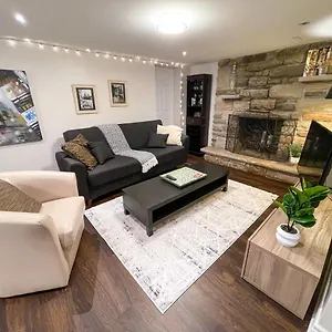 Spacious & Renovated 1bd W/parking Apartment