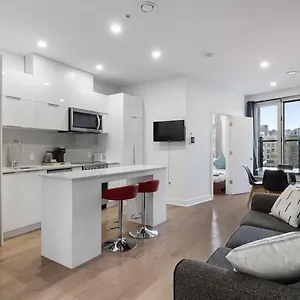 Saint-laurent Apartment